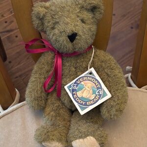 Vermont Teddy Bear Green Stuffed Animal